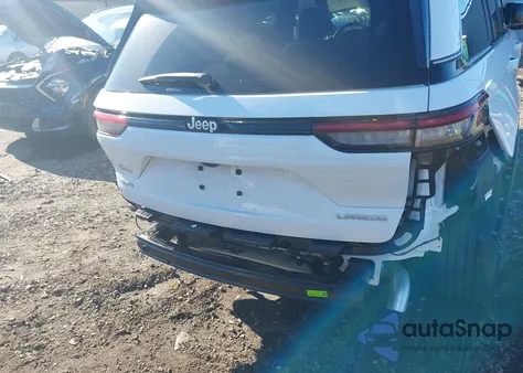 2025 Jeep Grand Cherokee Laredo X 4X4 z USA, uszkodzony, nr VIN 1C4RJHAG3SC328884